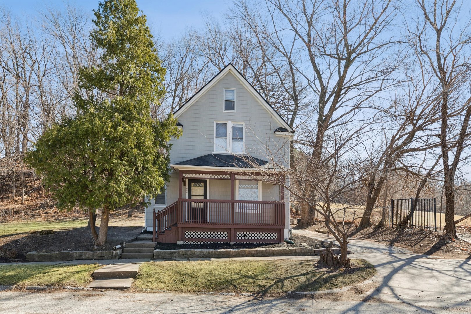 849 25th Street Rock Island, IL 61201 - Photo 2 of 21