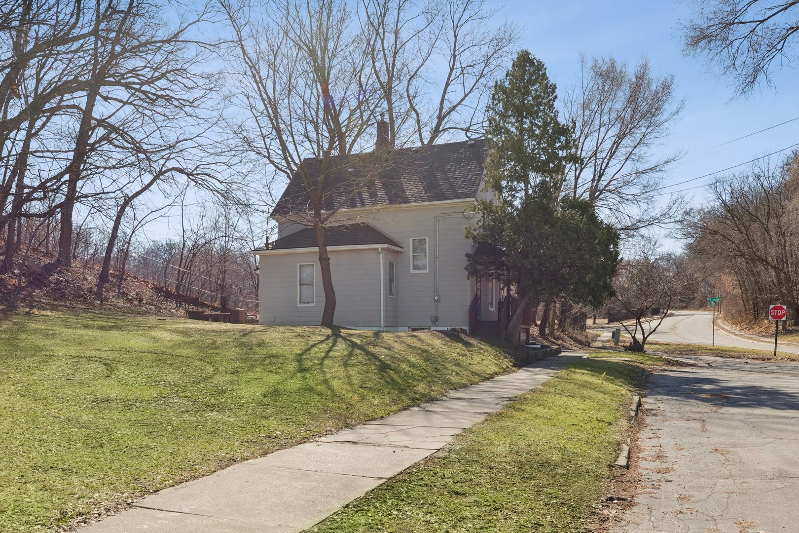 849 25th Street Rock Island, IL 61201 - Photo 3 of 21