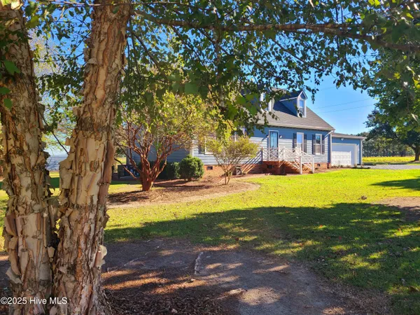 $374,000 | 1000 High House Road, Clinton, NC 28328