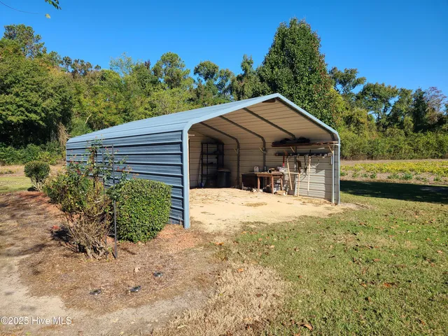 $389,000 | 1000 High House Road, Clinton, NC 28328