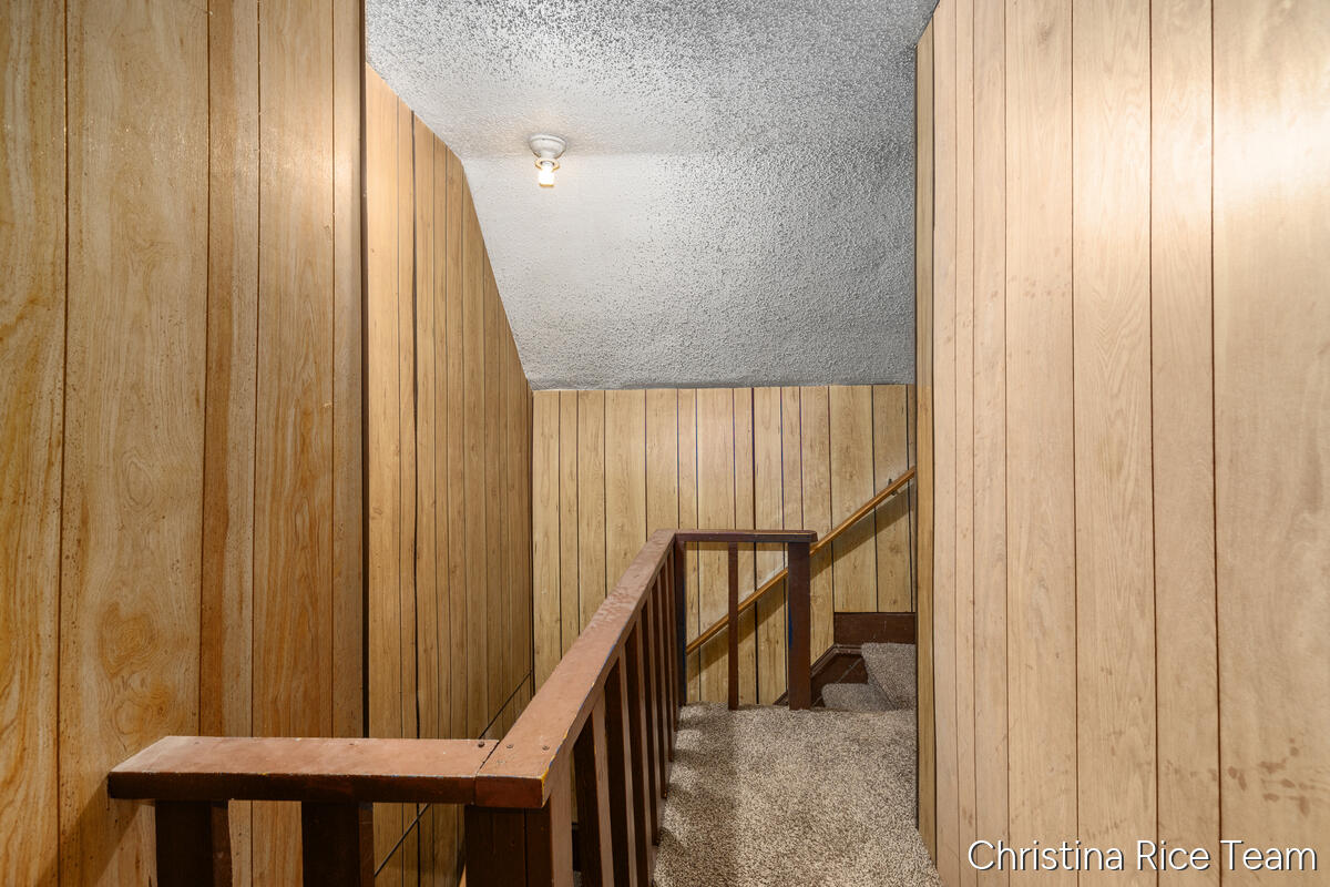 115 East Congress Street Belding, MI 48809 - Photo 16 of 49 115-E-Congress_015