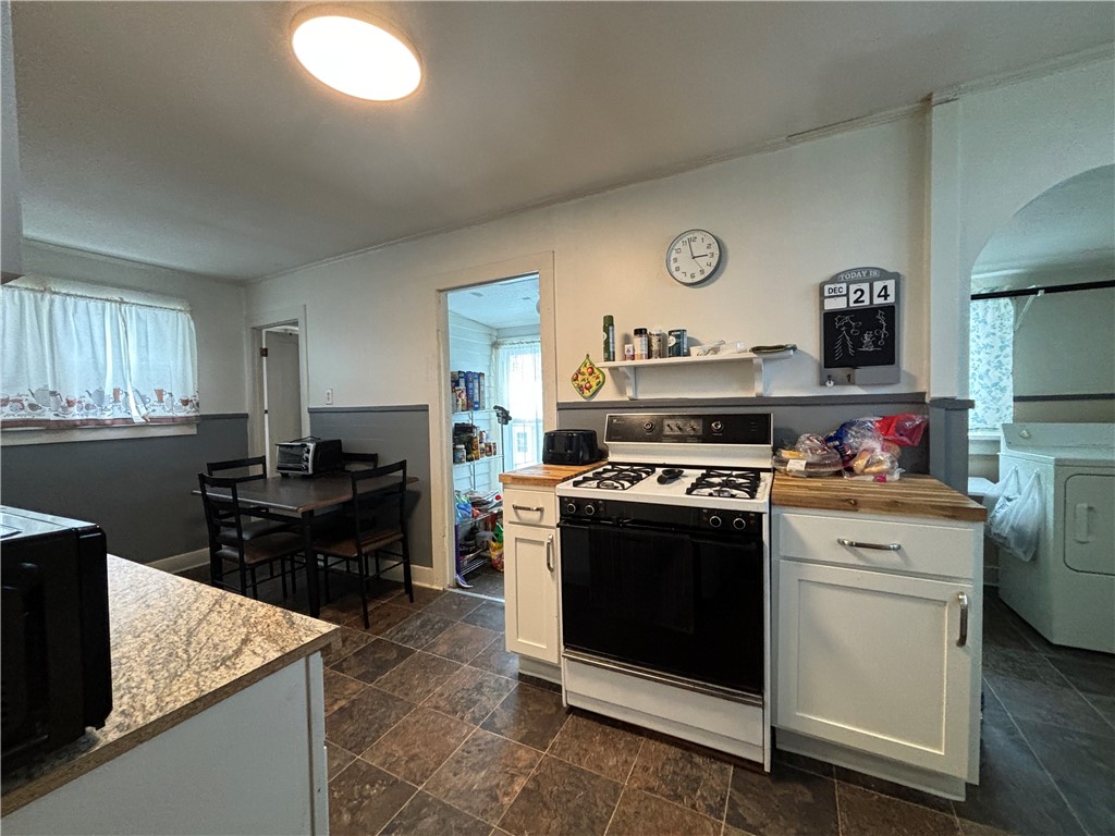 305 Janeway Street Kane, PA 16735 - Photo 13 of 36