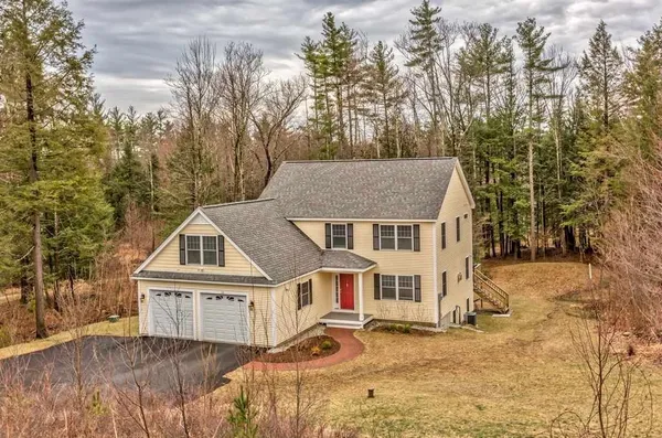 $735,000 | 36 Dow Road, Mont Vernon, NH 03057