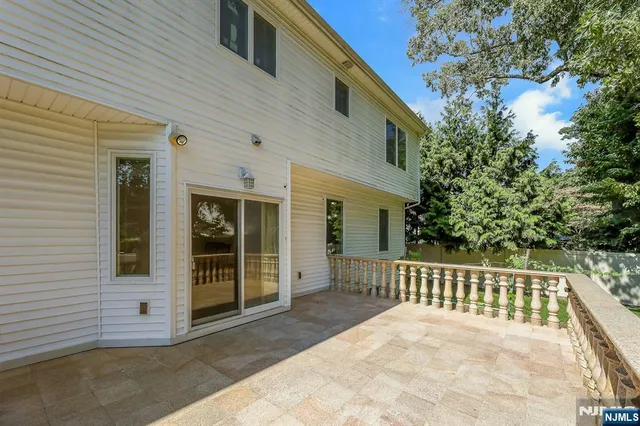 $1,350,000 | 627 Concord Street, New Milford, NJ 07646