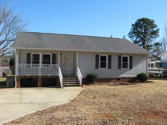 134 Rasor Drive Greenville, SC 29617 - Photo 1 of 13 Gallery Image 1