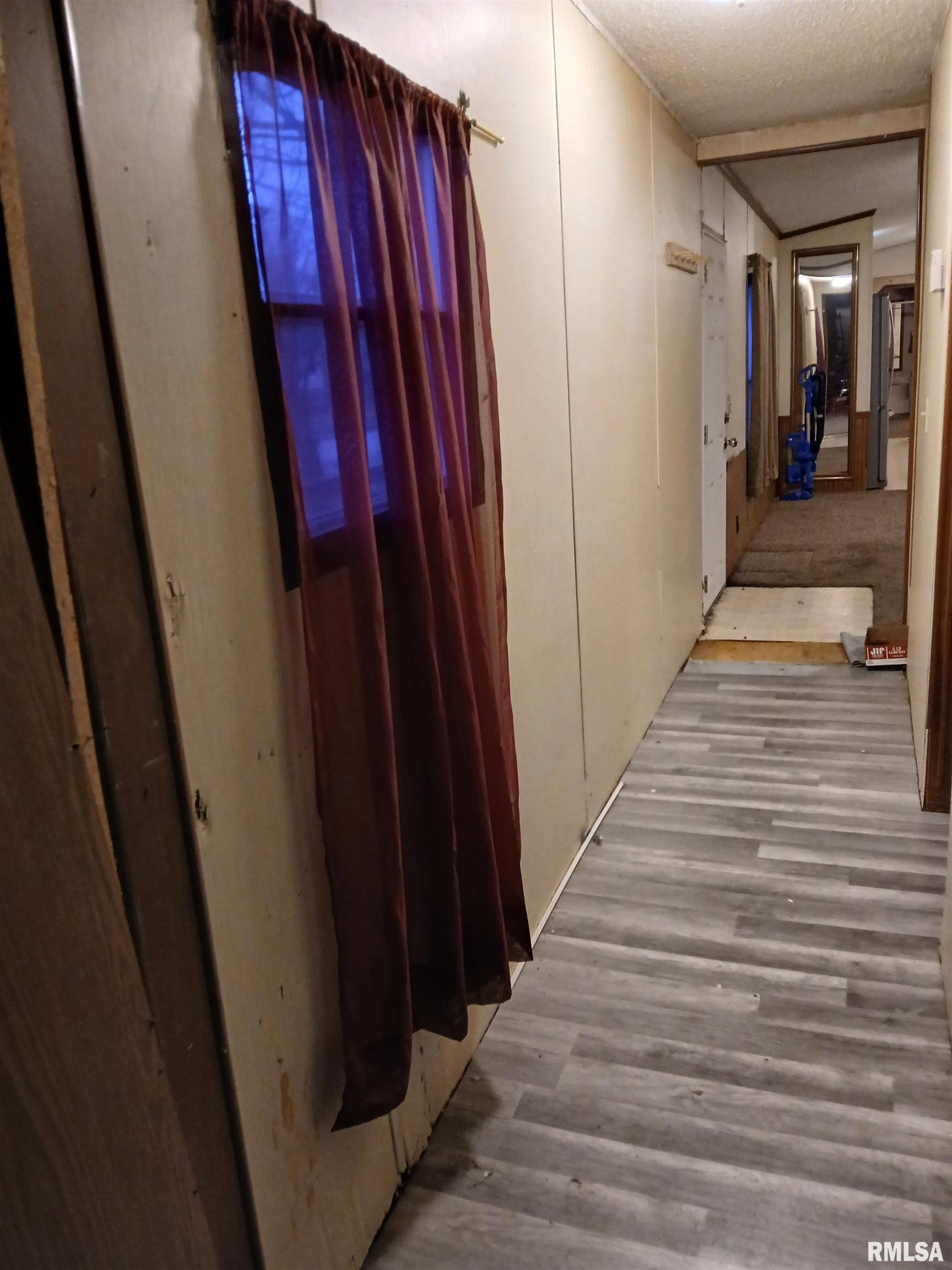 520 Dewey Street Eldorado, IL 62930 - Photo 12 of 24