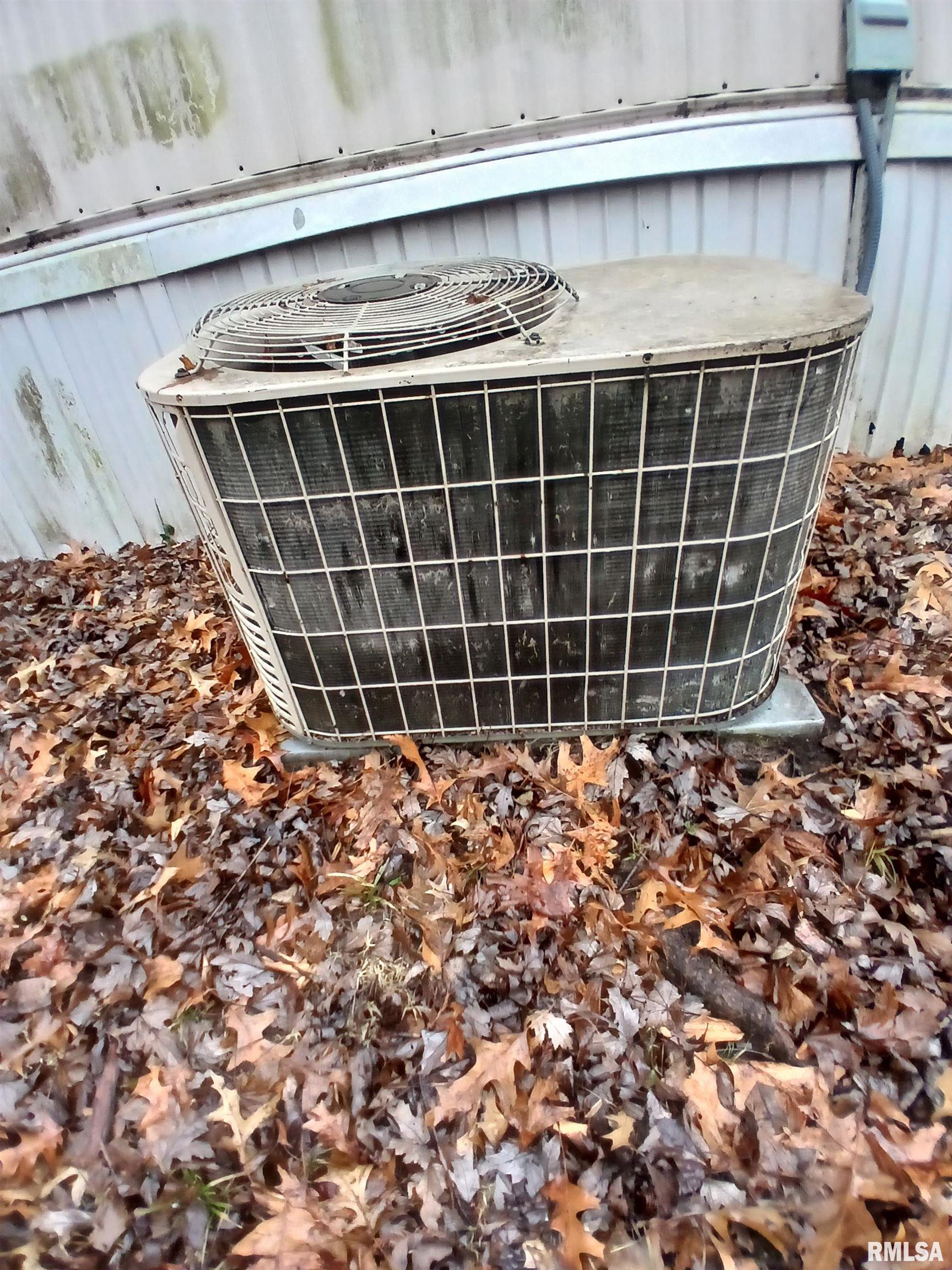 520 Dewey Street Eldorado, IL 62930 - Photo 22 of 24