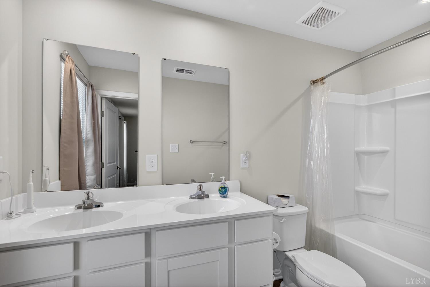 126 Robinia Road Lynchburg, VA 24501 - Photo 15 of 34