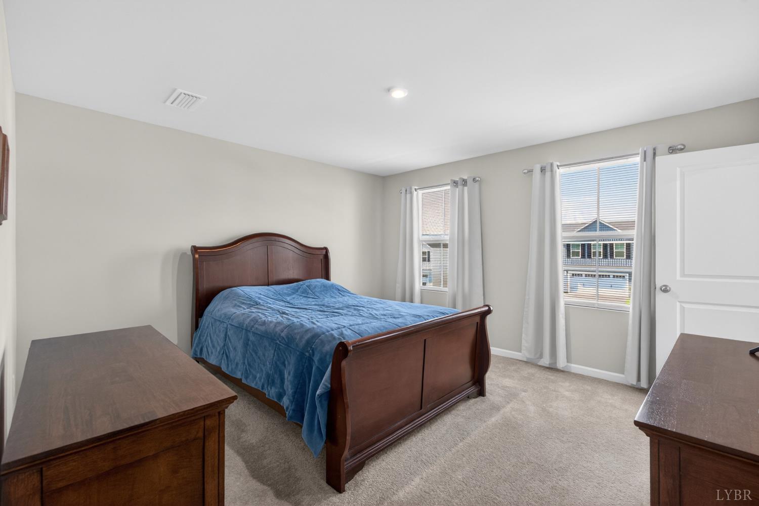 126 Robinia Road Lynchburg, VA 24501 - Photo 4 of 34