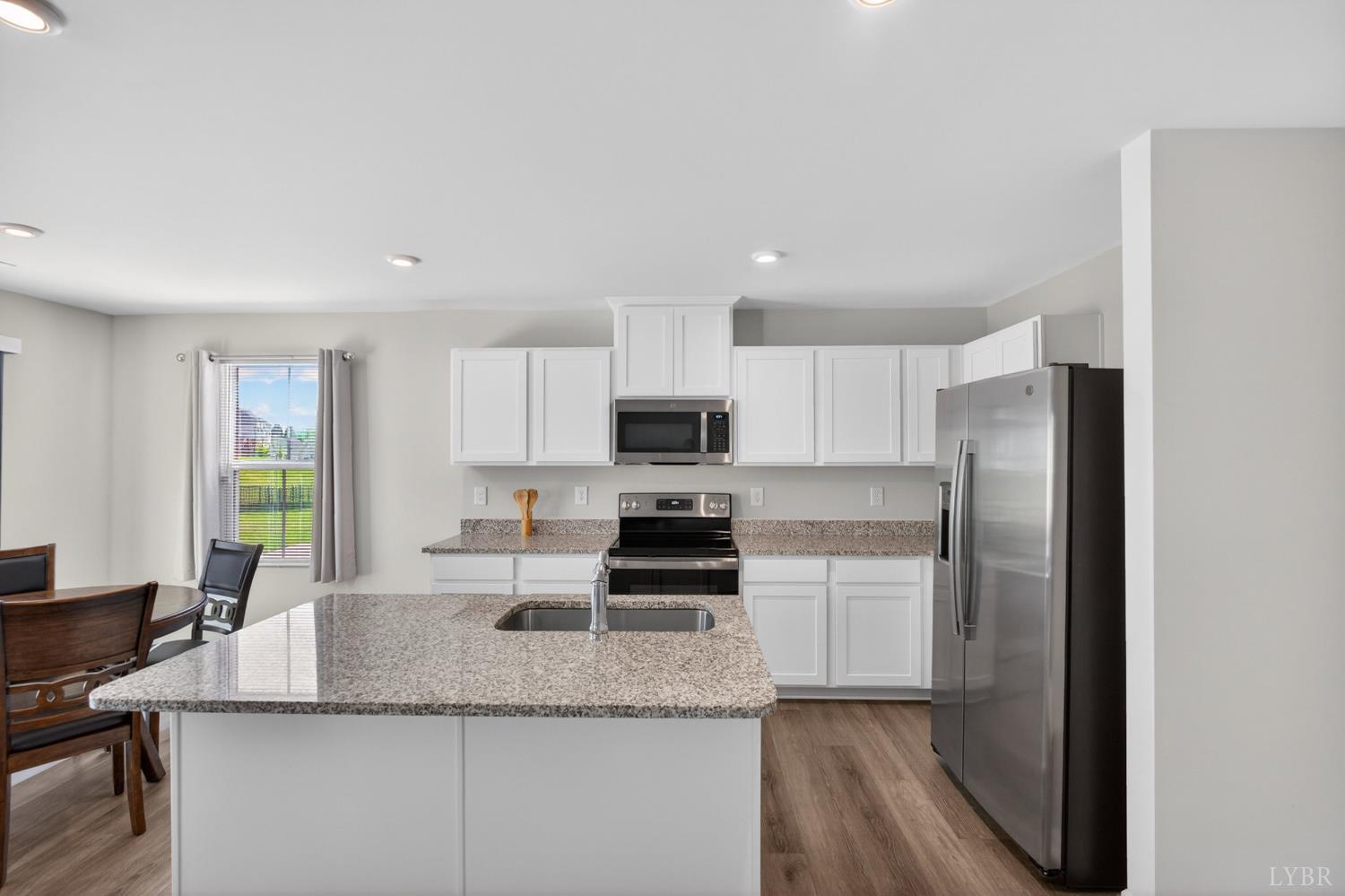 126 Robinia Road Lynchburg, VA 24501 - Photo 9 of 34