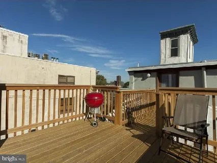 $390,000 | 1804 Green Street, Unit 3, Philadelphia, PA 19130