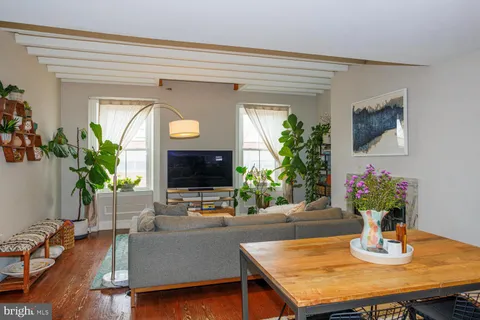 $390,000 | 1804 Green Street, Unit 3, Philadelphia, PA 19130