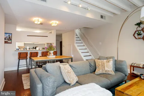 $390,000 | 1804 Green Street, Unit 3, Philadelphia, PA 19130