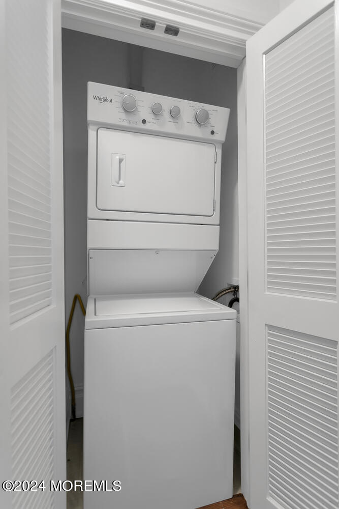 109 Washington Avenue Spring Lake, NJ 07762 - Photo 42 of 72 a utility room with dryer and washer