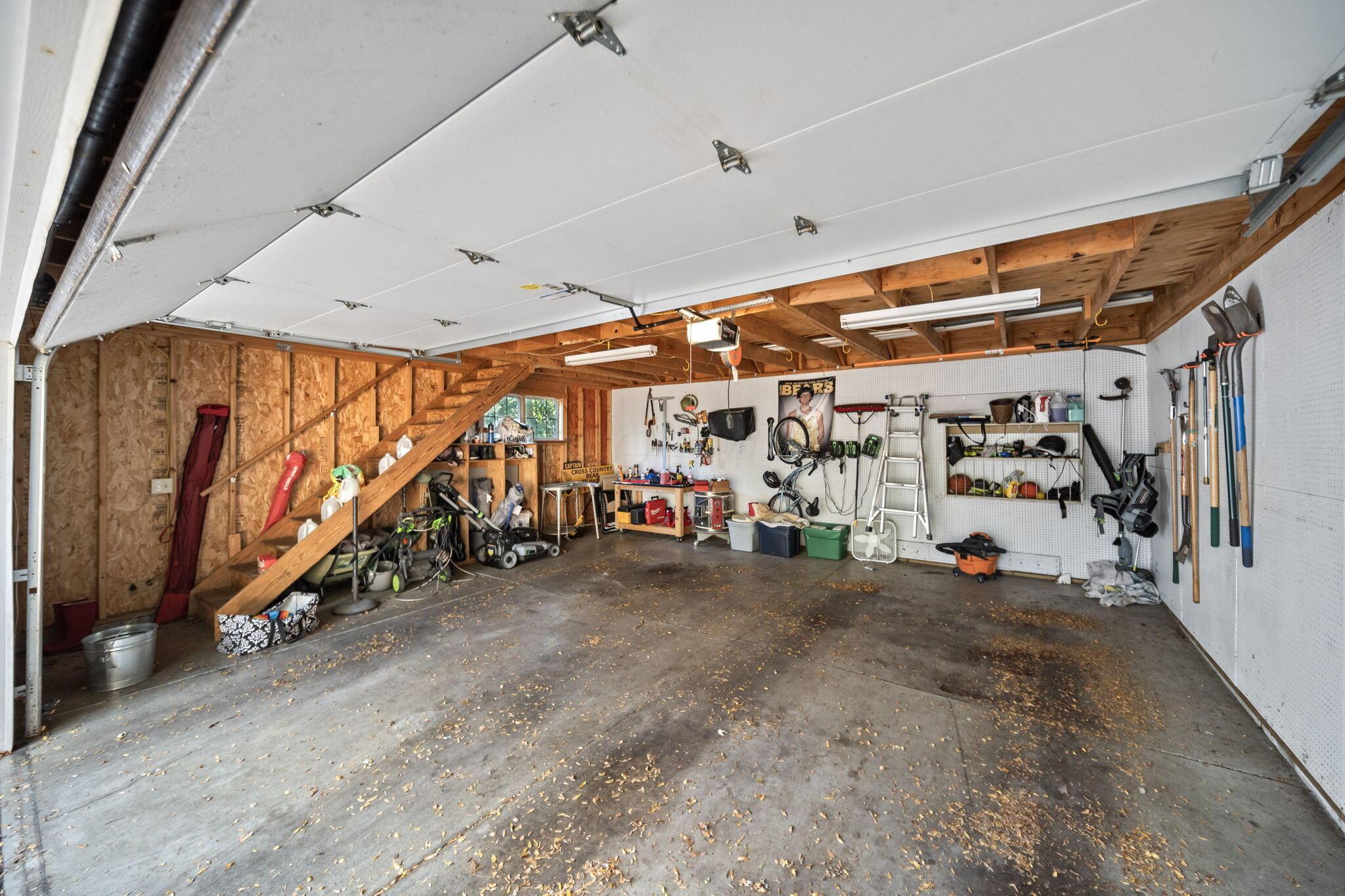 2593 Coventry Road Columbus, OH 43221 - Photo 86 of 107 97-web-or-mls-DSC08627