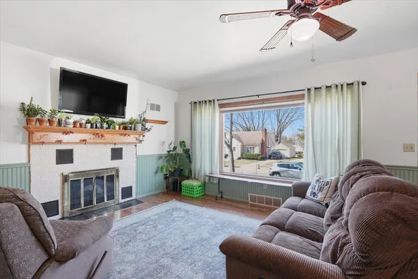 $205,000 | 111 South Palmatory Street, Horicon, WI 53032