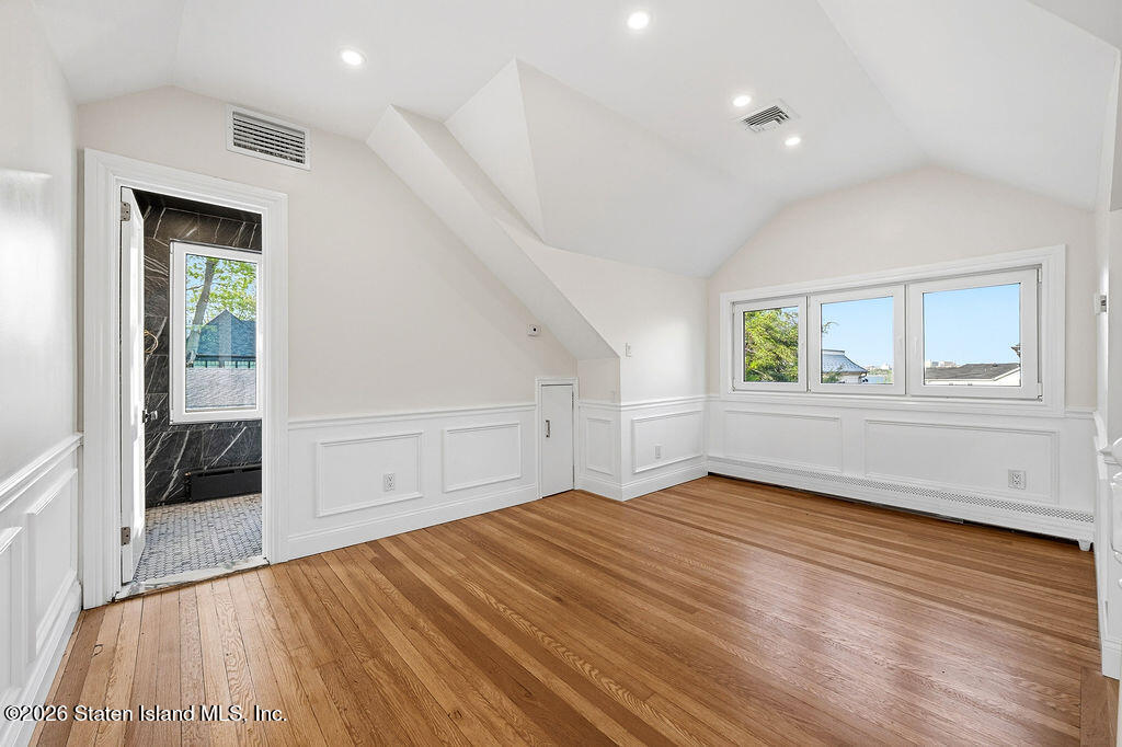 55 Wadsworth Road Staten Island, NY 10305 - Photo 29 of 47 55-wadsworth-rd-30