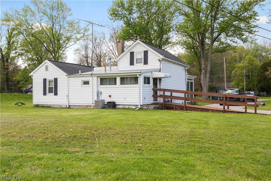 203 Annis Road Amherst, OH 44001 - Photo 5 of 50