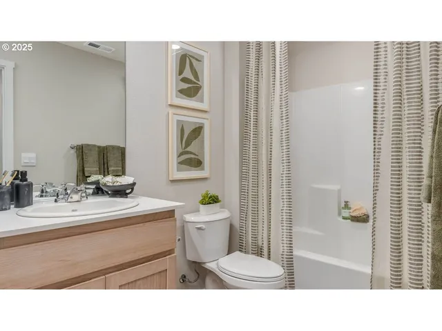 $389,995 | 6192 Southeast 15th Street, Gresham, OR 97080