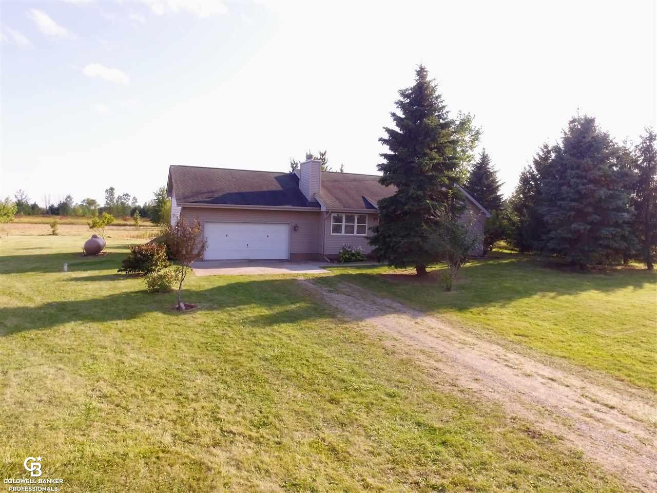 8945 Fisher Road Avoca, MI 48006 - Photo 31 of 39 frontage