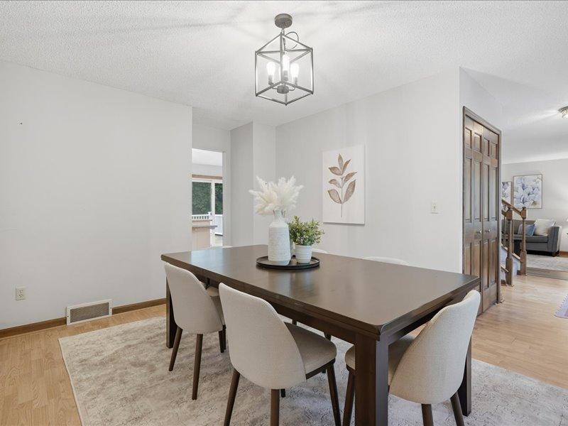 9331 Cedar Forest Road Eden Prairie, MN 55347 - Photo 20 of 41