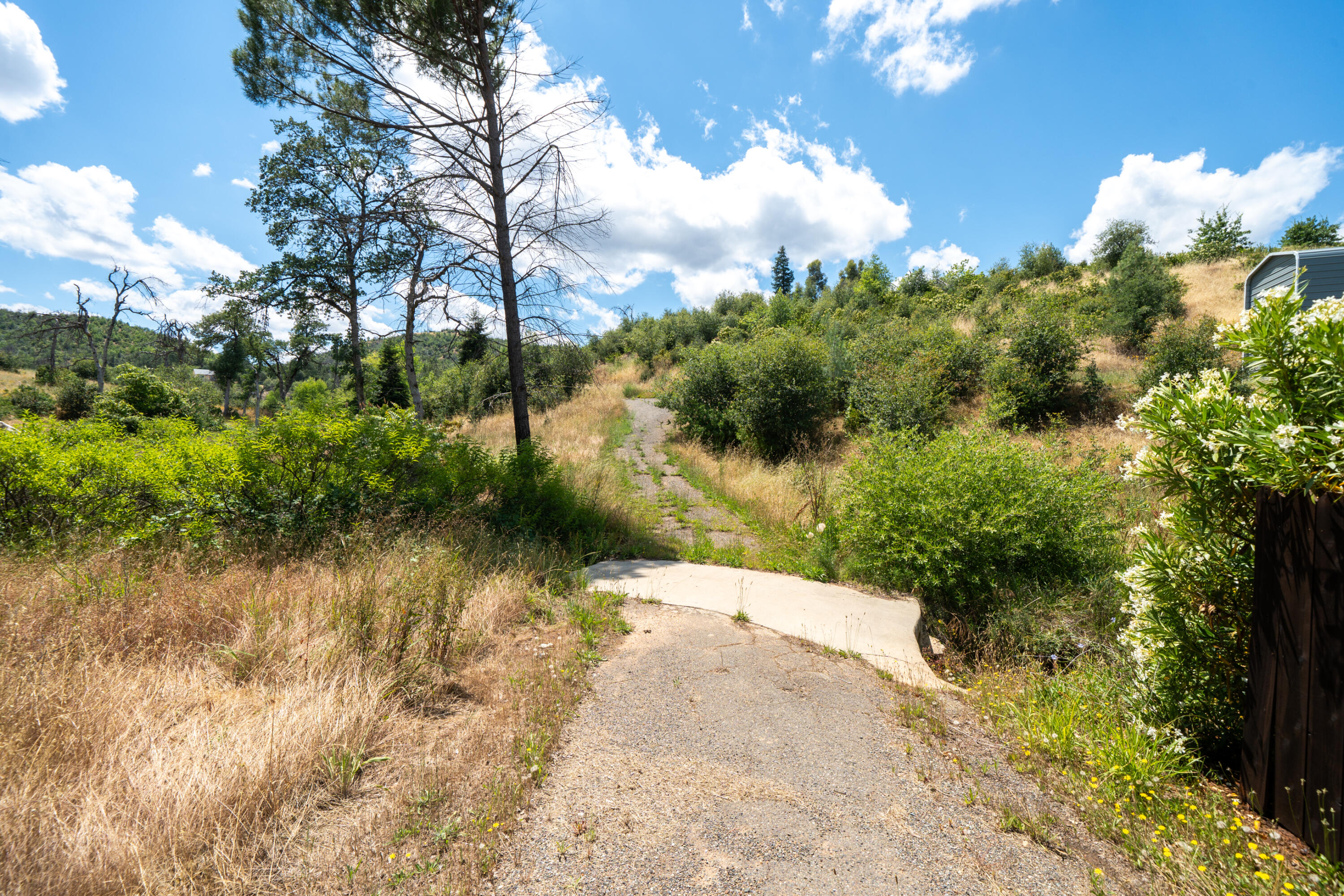 15882 Lower Springs Road Redding, CA 96001 - Photo 5 of 21 15882 Lower Springs Rd-3