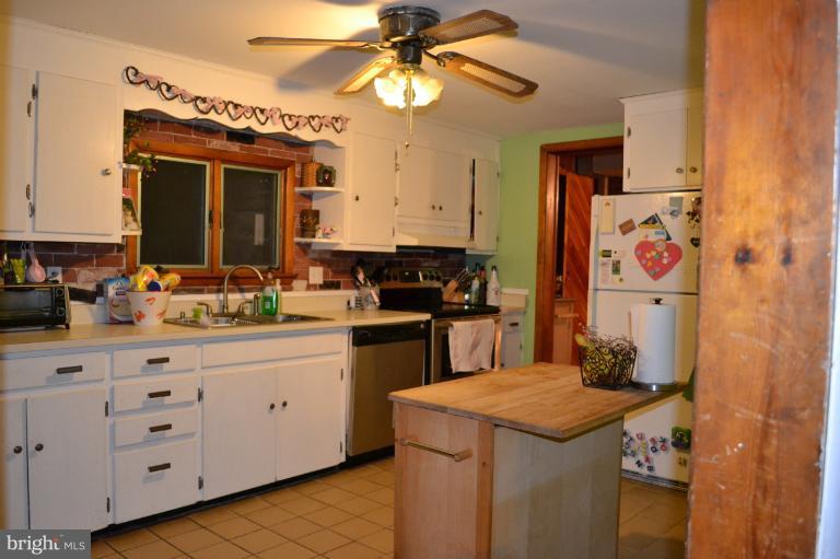 559 Union Church Road Elkton, MD 21921 - Photo 10 of 30 Kitchen