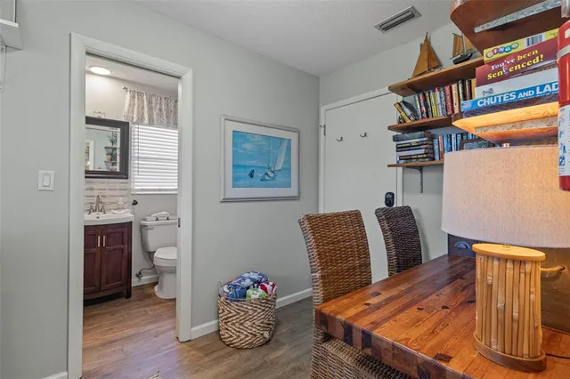 $450,000 | 702 Poinciana Road, Nokomis, FL 34275