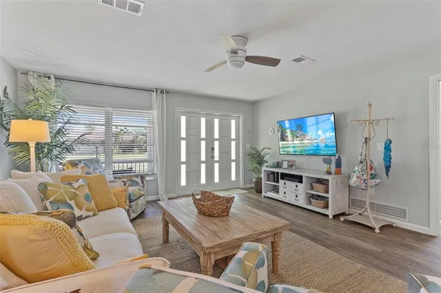 $450,000 | 702 Poinciana Road, Nokomis, FL 34275