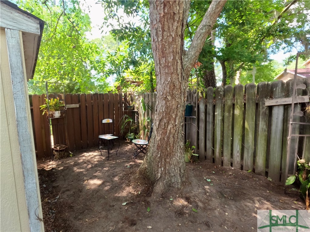 137 North Leeds Gate Road Savannah, GA 31406 - Photo 22 of 24 Back Yard view