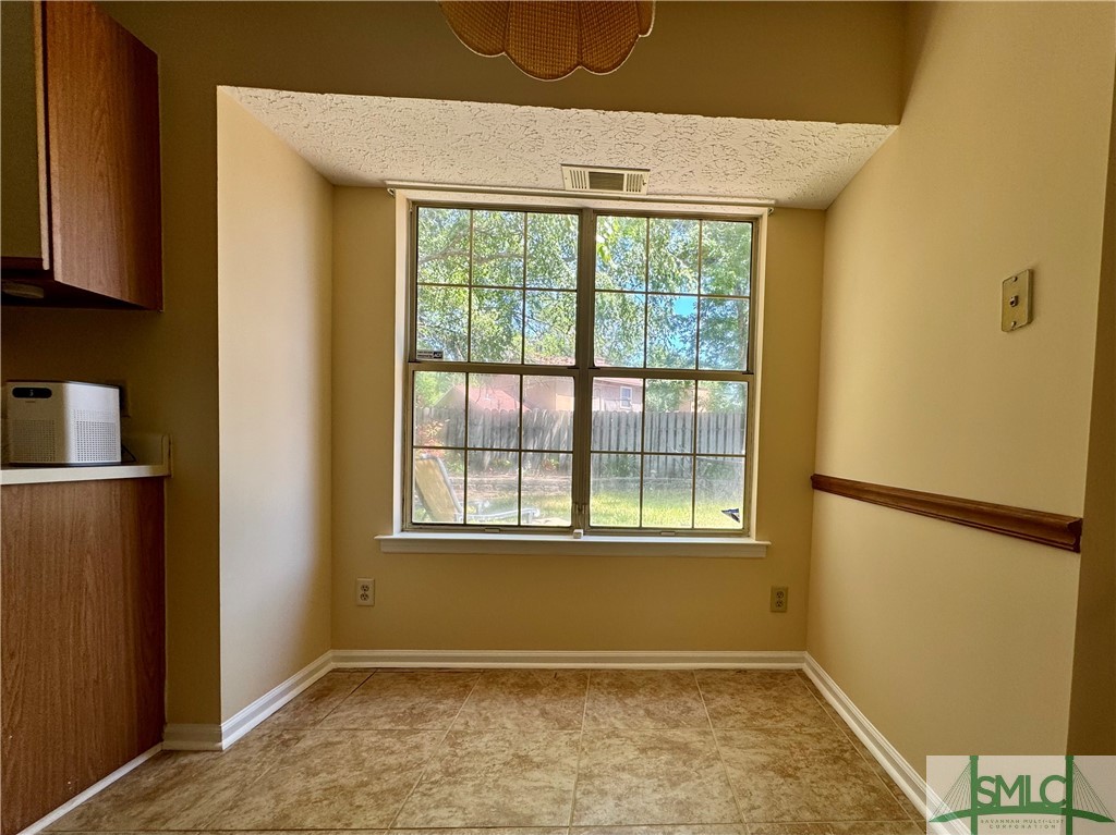 137 North Leeds Gate Road Savannah, GA 31406 - Photo 9 of 24 Breakfast Nook
