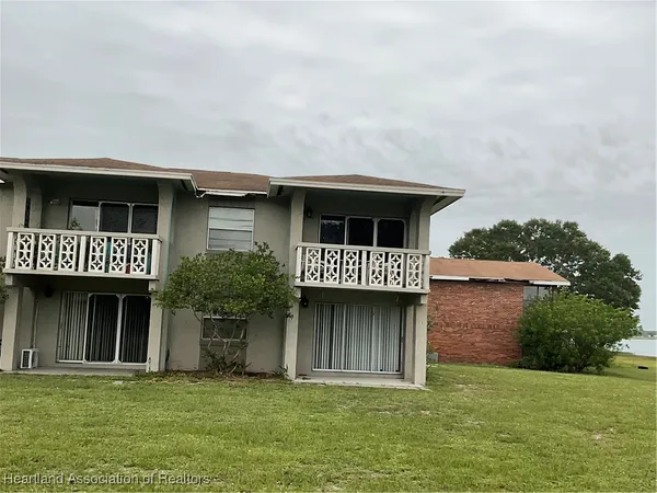 $1,200 | 1011 Lakeview Drive, Sebring, FL 33870