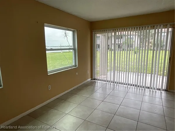 $1,200 | 1011 Lakeview Drive, Sebring, FL 33870