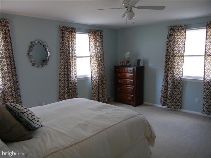 210 Knoll Road Wallingford, PA 19086 - Photo 8 of 25