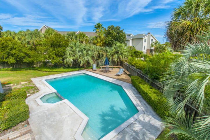 6 50th Avenue Isle of Palms, SC 29451 - Photo 3 of 52 20180612135258907835000000-o