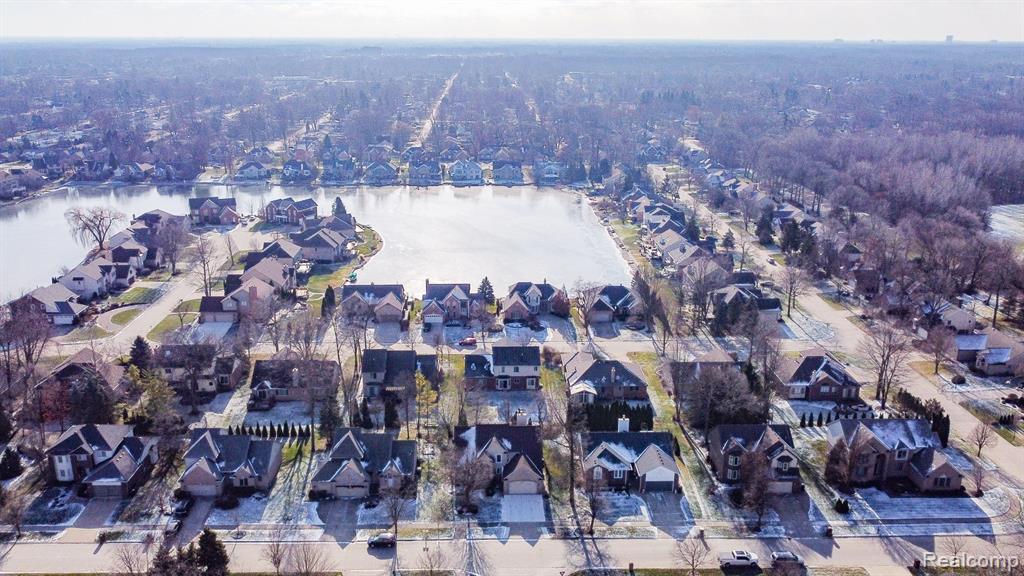 1582 Nadine Rochester Hills, MI 48307 - Photo 54 of 58