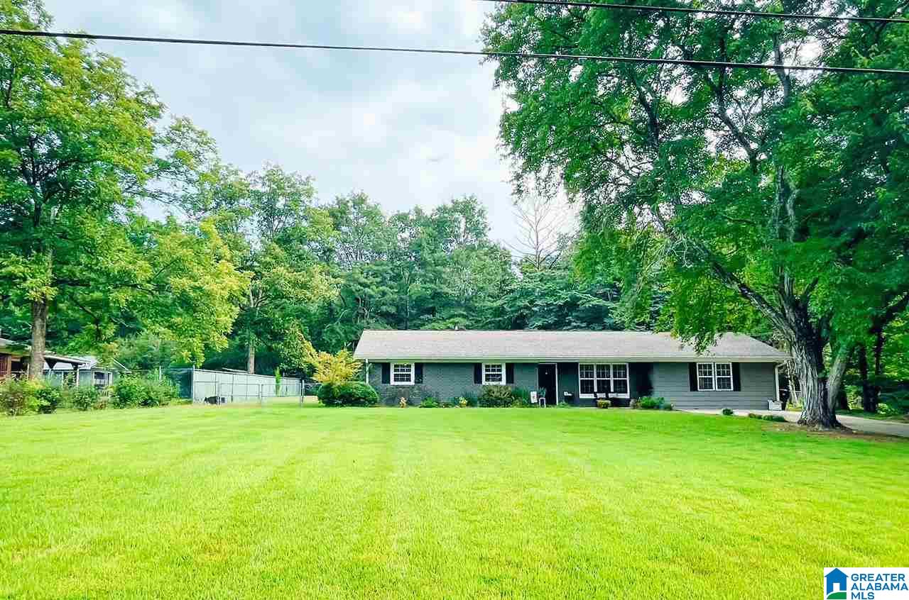 1808 Devon Drive Jasper, AL 35501 - Photo 2 of 24