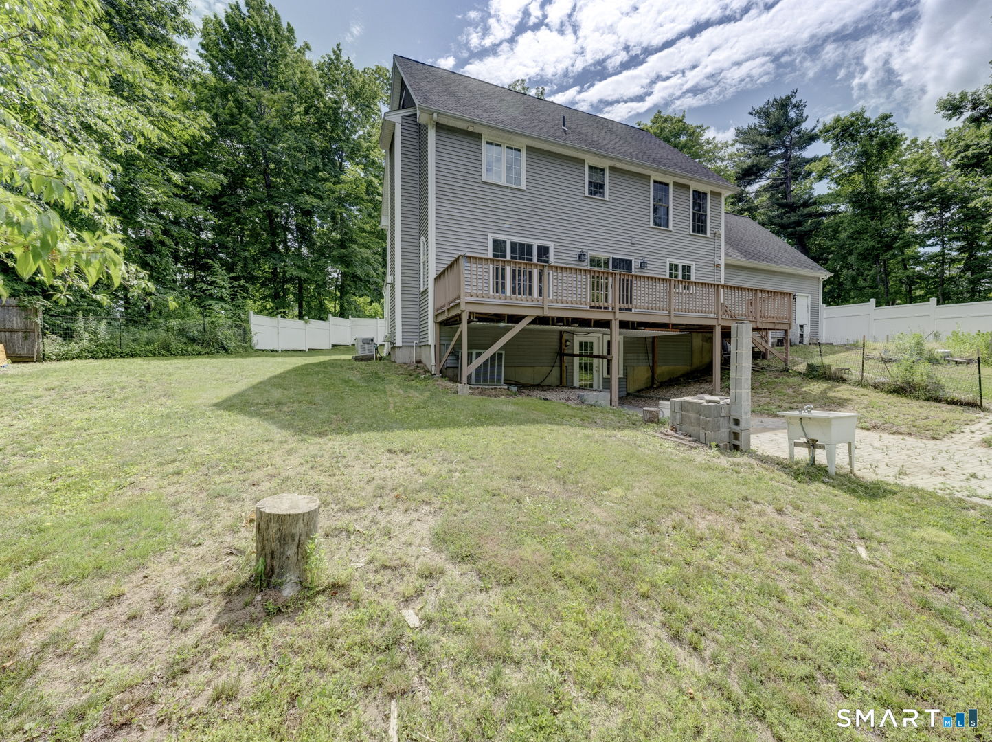 1556 Storrs Road Mansfield, CT 06268 - Photo 35 of 39