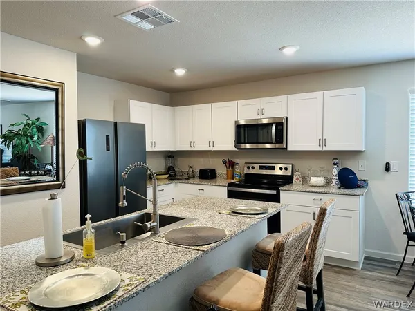 $2,400 | 4658 Reyes Adobe Drive, Fort Mohave, AZ 86426