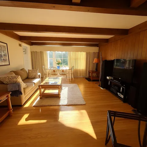 $3,400 | 2347 North 117th Street, Wauwatosa, WI 53226