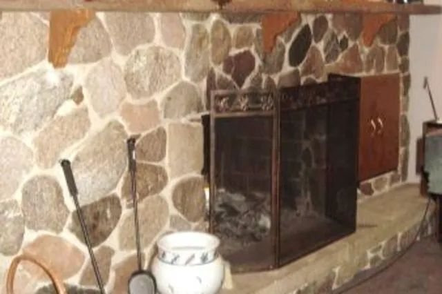 $3,400 | 2347 North 117th Street, Wauwatosa, WI 53226