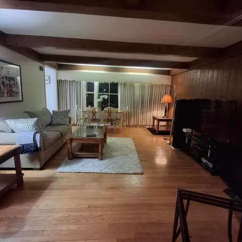 $3,400 | 2347 North 117th Street, Wauwatosa, WI 53226