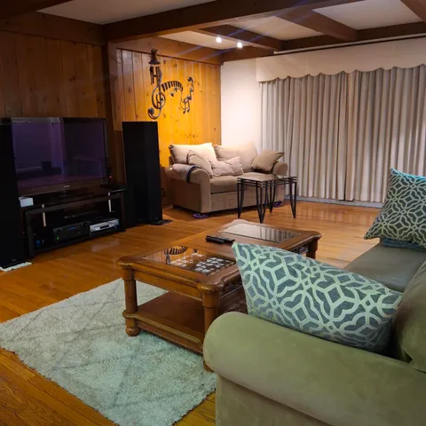 $3,400 | 2347 North 117th Street, Wauwatosa, WI 53226