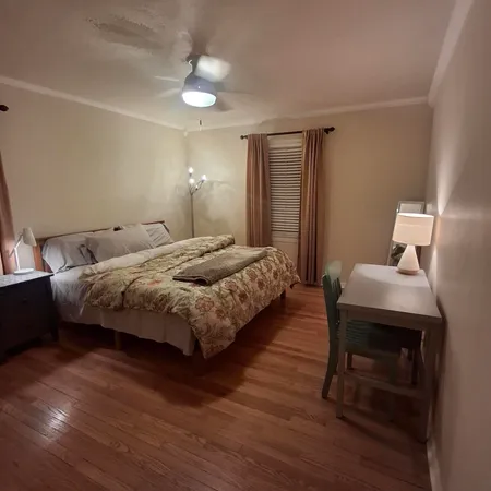 $3,400 | 2347 North 117th Street, Wauwatosa, WI 53226