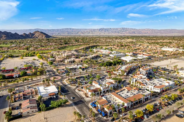 $307,950 | 50700 Santa Rosa Plaza, Unit 7, La Quinta, CA 92253