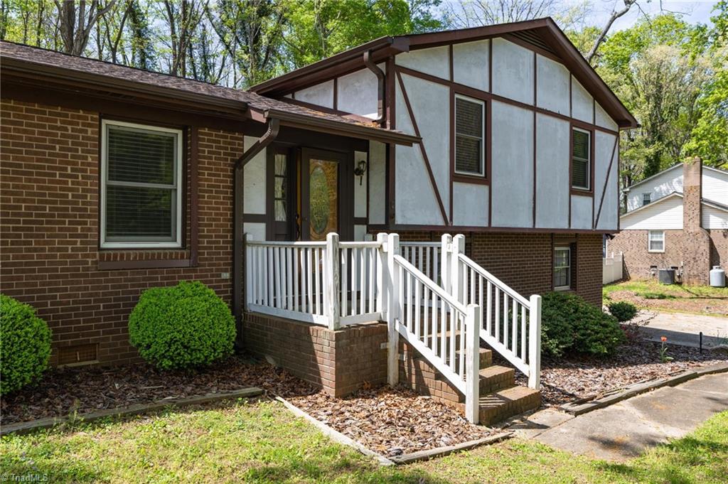 630 Shellhabour Boulevard Rural Hall, NC 27045 - Photo 6 of 50 Gallery Image 6