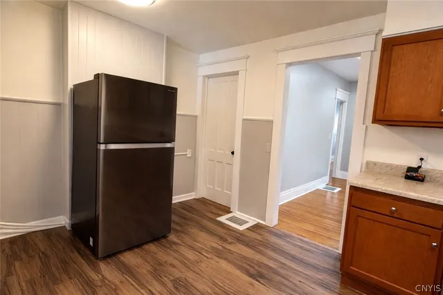 $1,600 | 15 School Street, Auburn, NY 13021