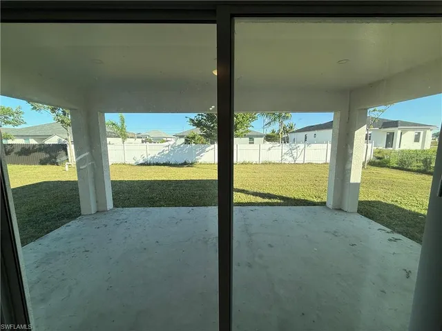 $1,899 | 605 Northwest 25th Street, Cape Coral, FL 33993