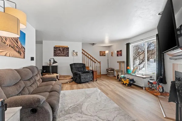 $589,900 | 2700 Maple Hills Drive, Green Bay, WI 54313