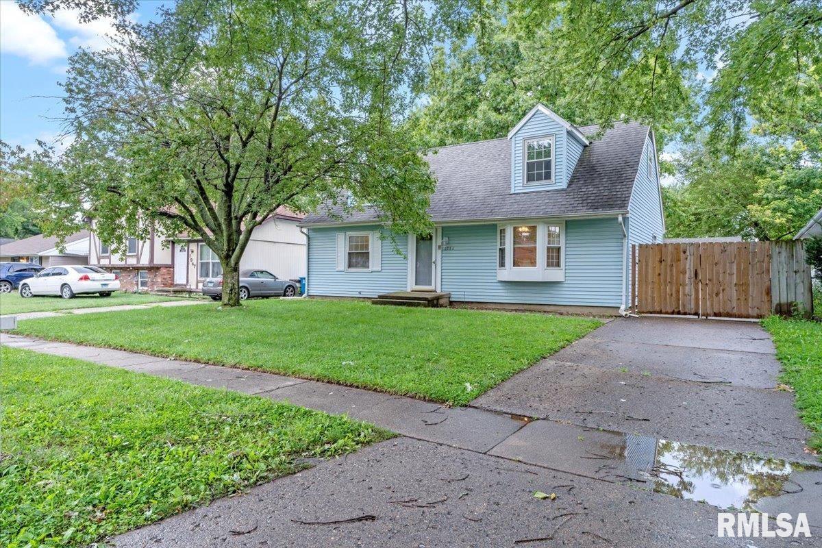 1951 Stonehenge Road Springfield, IL 62702 - Photo 1 of 37